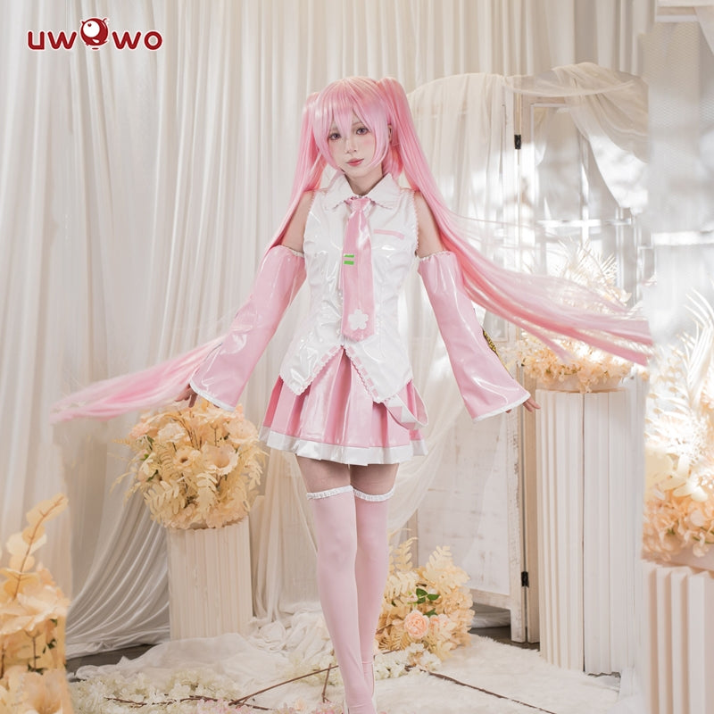 [Last Batch]Uwowo V Singer Classic Sakura Pink Dress Cosplay Costume
